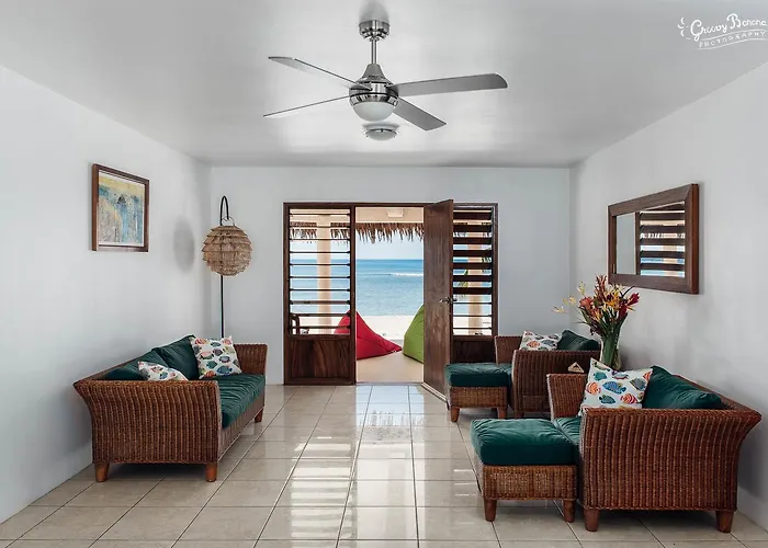 Waves At Surfside Villa